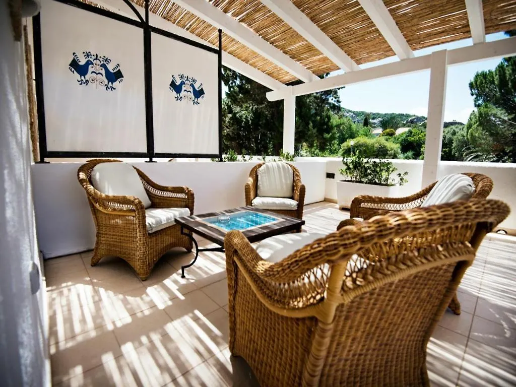 Dolce Vita Boutique Hotel Porto Cervo 4*,