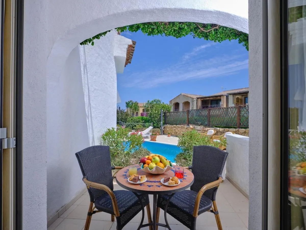 Hotel Dolce Vita Porto Cervo 4*,