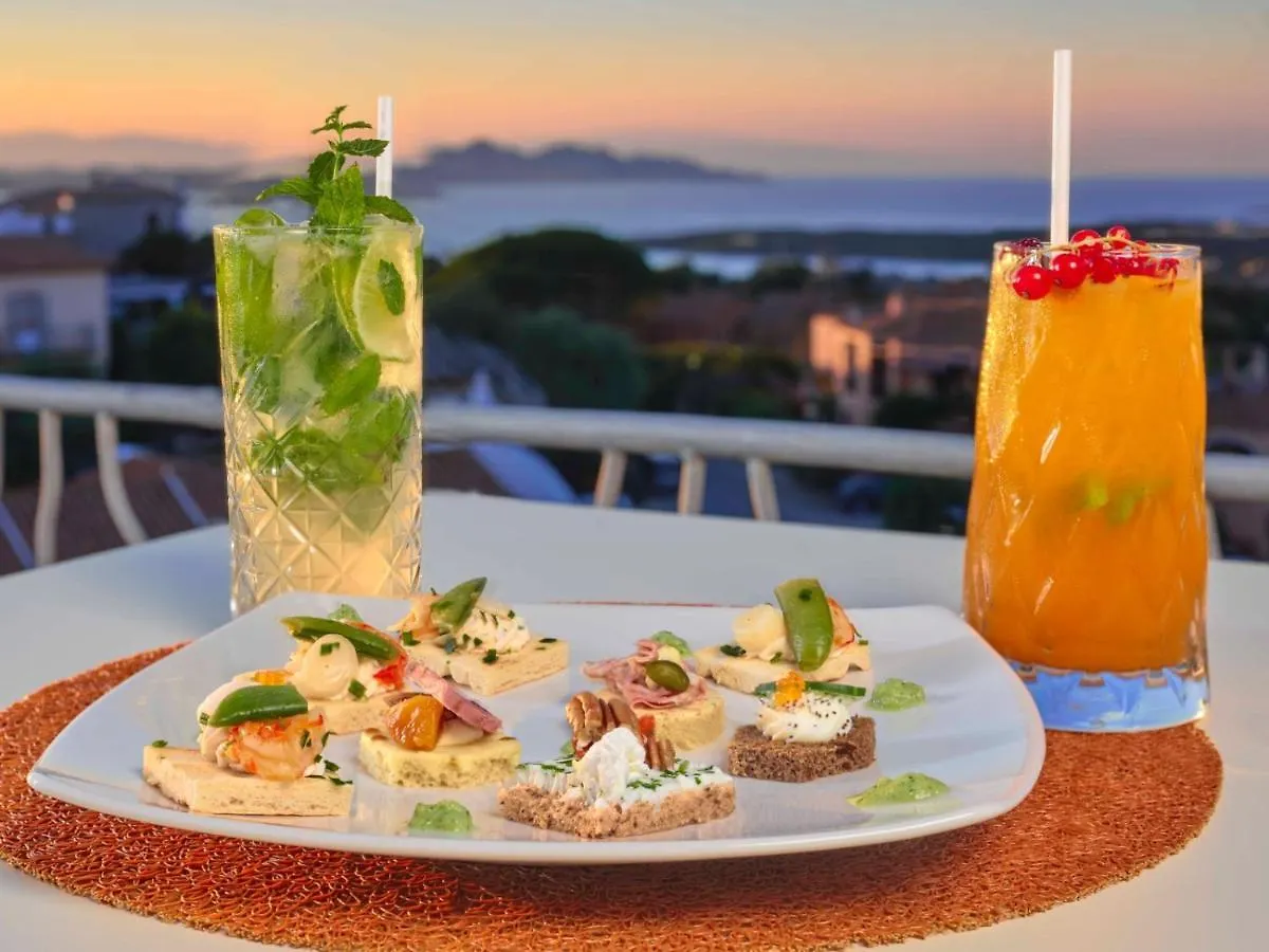 Hotel Dolce Vita Porto Cervo 4*,